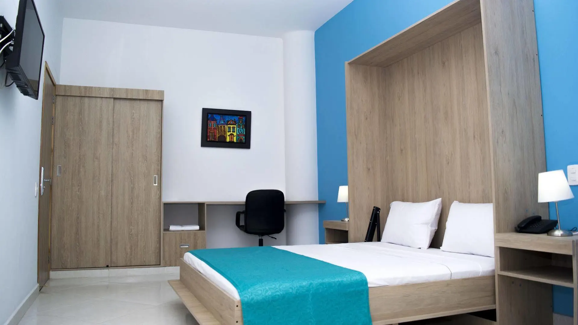 Hotel Medellin Kapital 3*,  Colombia